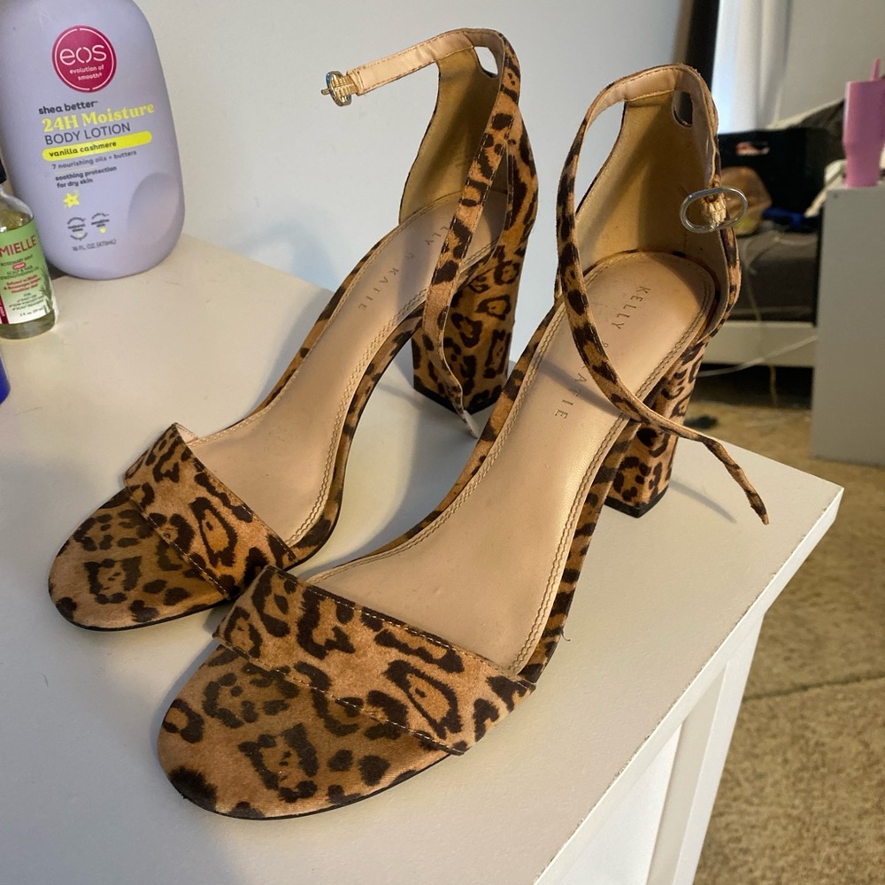 Leopard Print Block Heel Sandals